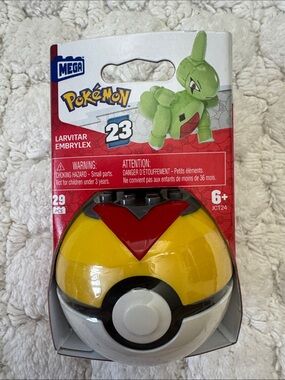 Pokemon Yellow Red White Larvitar Poké Ball Playset